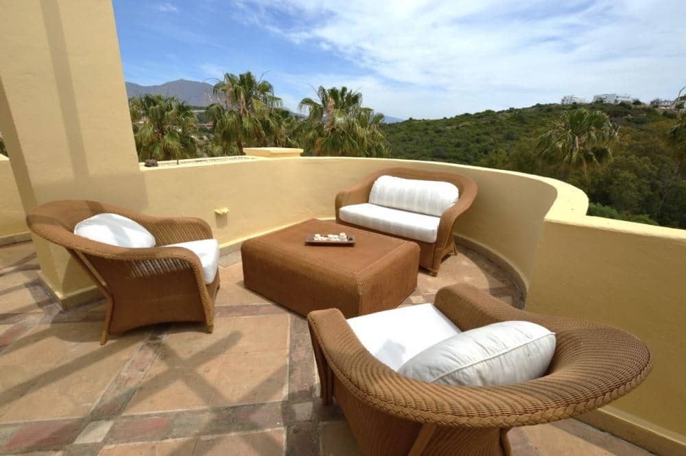 3 bedroom Apartment for sale in Bahia de Casares with pool garage - € 595,000 (Ref: 8338972)