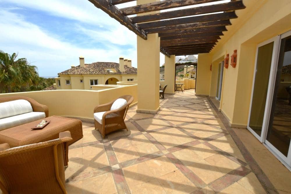 3 bedroom Apartment for sale in Bahia de Casares with pool garage - € 595,000 (Ref: 8338972)