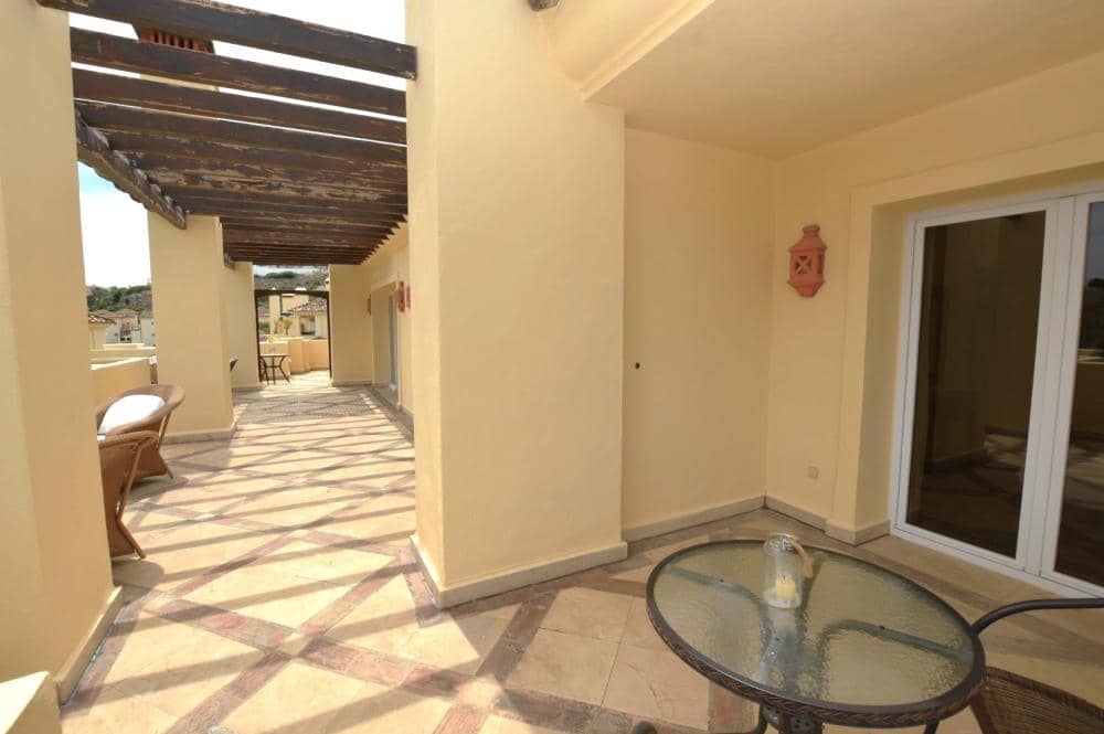 3 bedroom Apartment for sale in Bahia de Casares with pool garage - € 595,000 (Ref: 8338972)