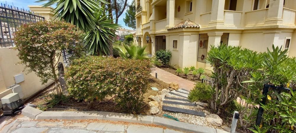 3 bedroom Apartment for sale in Bahia de Casares with pool garage - € 595,000 (Ref: 8338972)