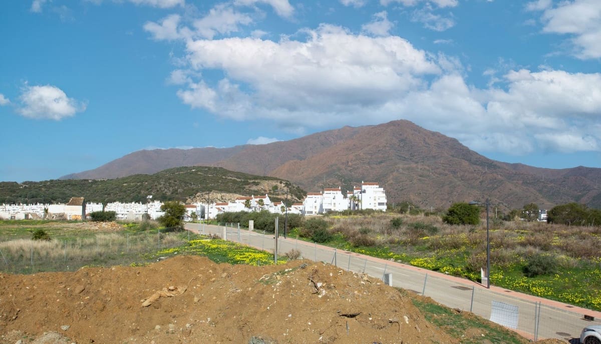 4 sovrum Villa till salu i Estepona med garage - 2 495 000 € (Ref: 8447082)