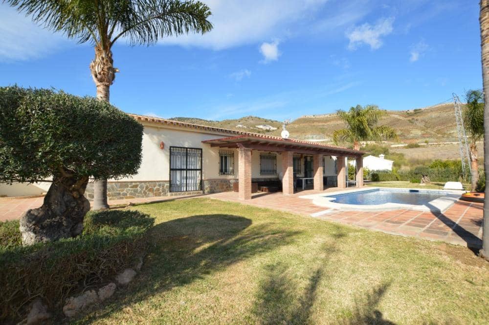 4 soveværelse Villa til leje i Alhaurin el Grande med swimmingpool - € 2.000 (Ref: 8545490)