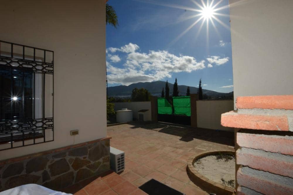 4 soveværelse Villa til leje i Alhaurin el Grande med swimmingpool - € 2.000 (Ref: 8545490)