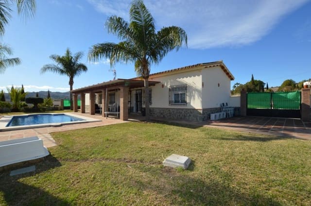 4 bedroom Villa for rent in Alhaurín el Grande with pool - € 2,000 (Ref: 8545490)