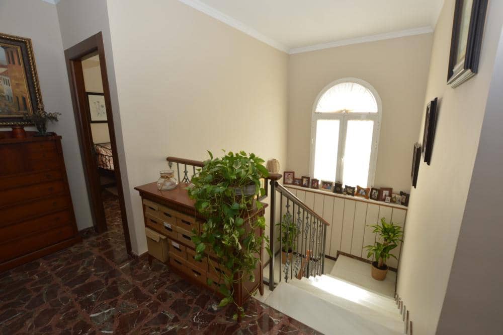 4 sypialnia Willa na sprzedaż w Alhaurin de la Torre z basenem - 825 000 € (Ref: 8600897)