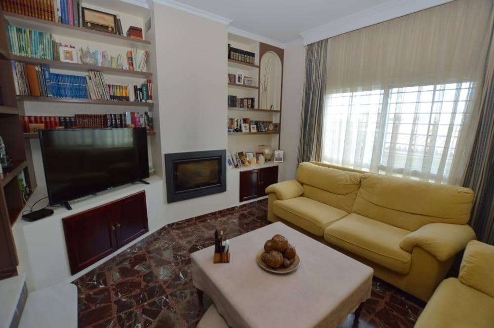 4 sypialnia Willa na sprzedaż w Alhaurin de la Torre z basenem - 825 000 € (Ref: 8600897)