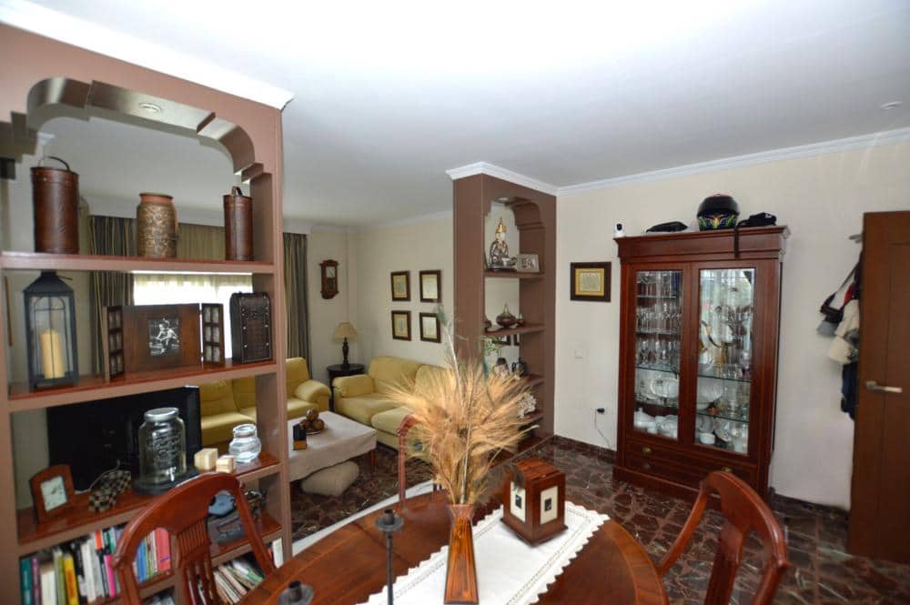 4 sypialnia Willa na sprzedaż w Alhaurin de la Torre z basenem - 825 000 € (Ref: 8600897)