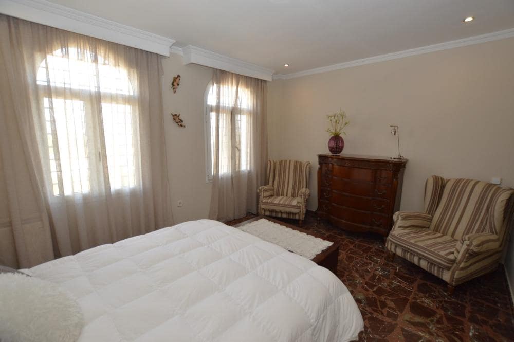 4 sypialnia Willa na sprzedaż w Alhaurin de la Torre z basenem - 825 000 € (Ref: 8600897)