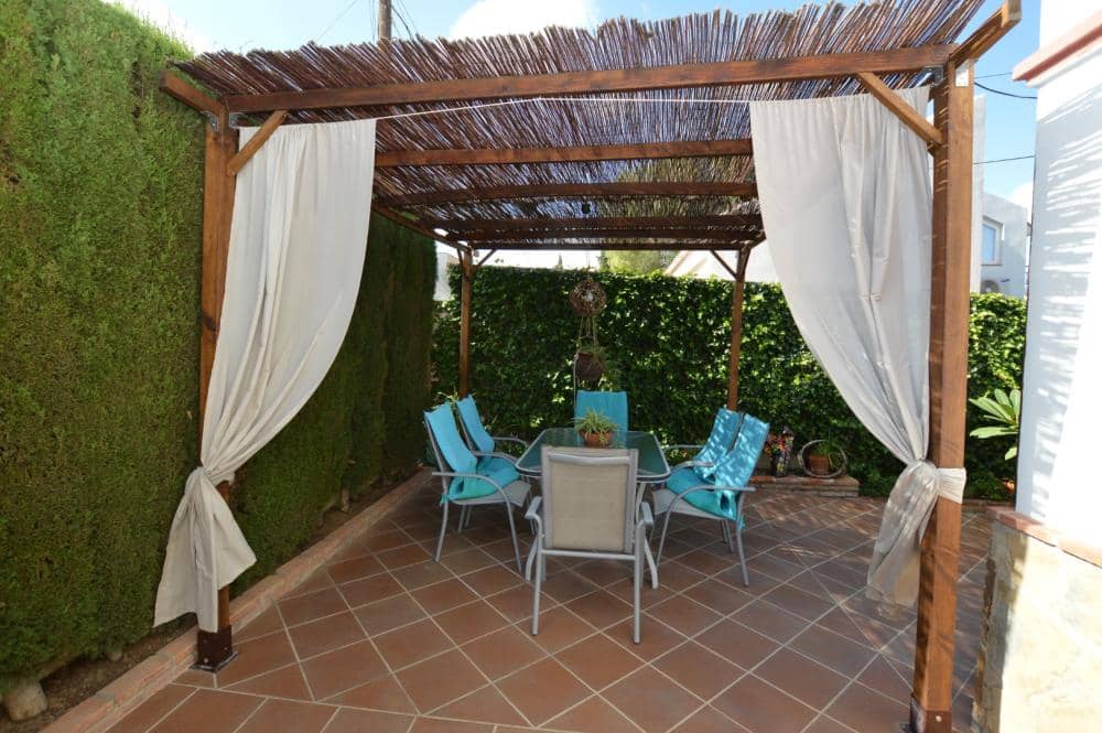 4 sypialnia Willa na sprzedaż w Alhaurin de la Torre z basenem - 825 000 € (Ref: 8600897)