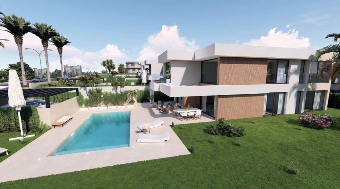 4 soverom Villa til salgs i Manilva med svømmebasseng - € 960 000 (Ref: 9311507)