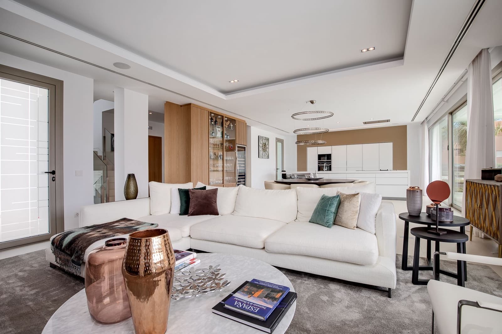 4 bedroom Villa for sale in Marbella with pool - € 2,950,000 (Ref: 9311687)