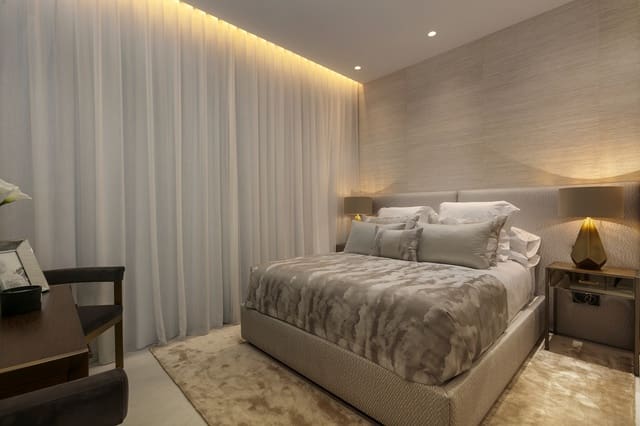 Apartamento de 3 habitaciones en Marbella en venta con piscina - 3.500.000 € (Ref: 9311732)