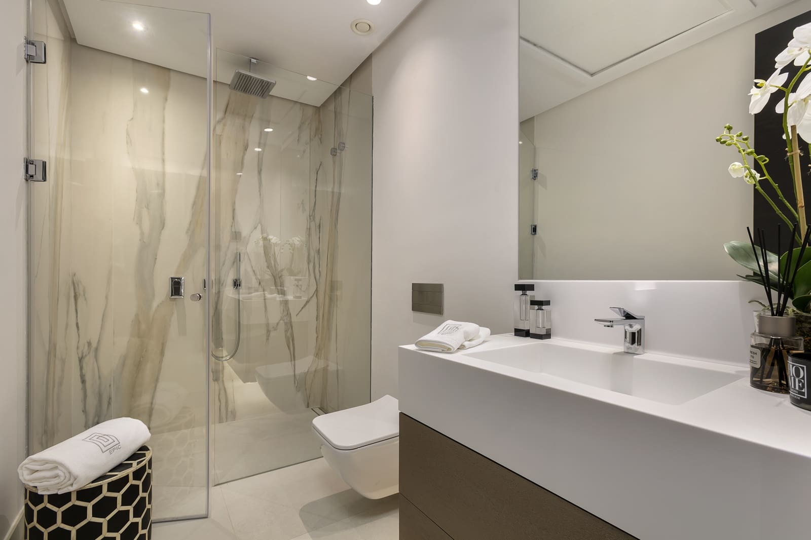 Apartamento de 3 habitaciones en Marbella en venta con piscina - 3.500.000 € (Ref: 9311732)