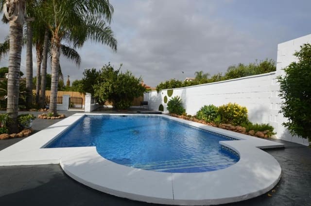 3 camera da letto Villa da affittare in Alhaurín el Grande con piscina - 1.800 € (Rif: 9312023)