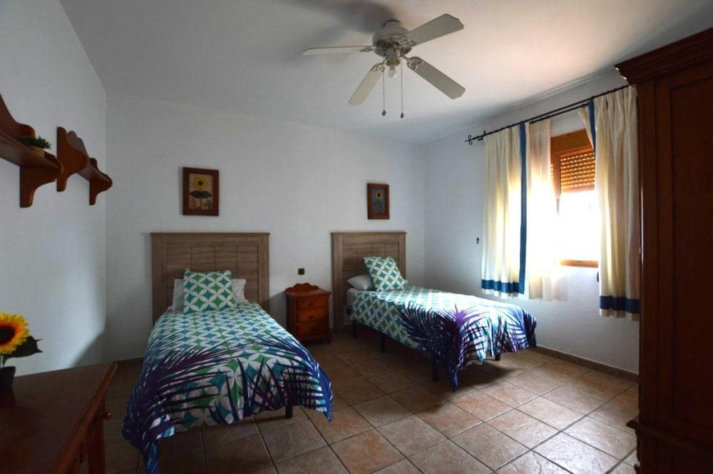 3 bedroom Villa for rent in Alhaurin el Grande with pool - € 1,800 (Ref: 9312023)