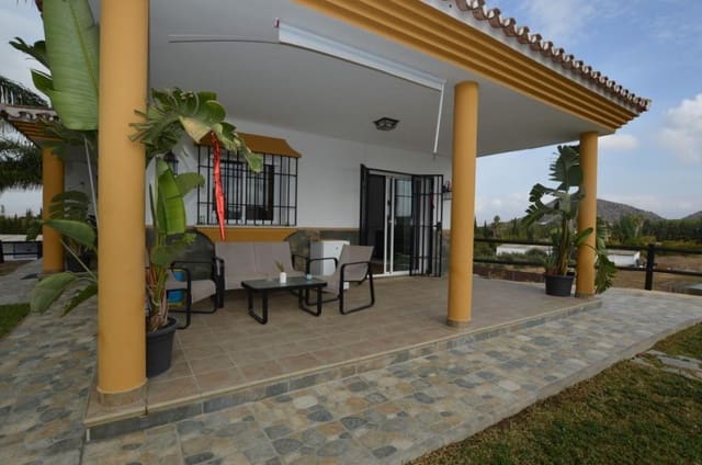 3 bedroom Villa for rent in Alhaurín el Grande with pool - € 2,200 (Ref: 9312024)