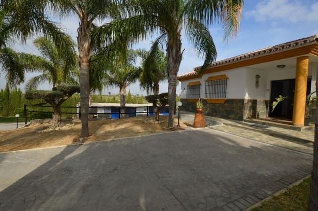 3 bedroom Villa for rent in Alhaurín el Grande with pool - € 2,200 (Ref: 9312024)