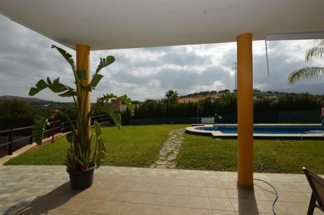 3 bedroom Villa for rent in Alhaurín el Grande with pool - € 2,200 (Ref: 9312024)