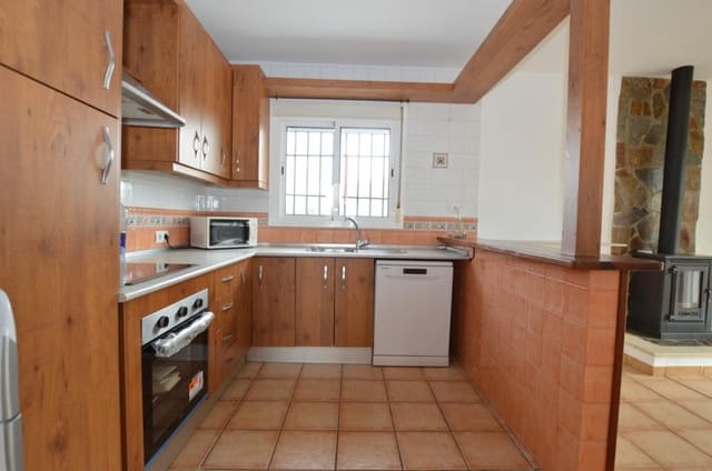 3 bedroom Villa for rent in Alhaurín el Grande with pool - € 2,200 (Ref: 9312024)