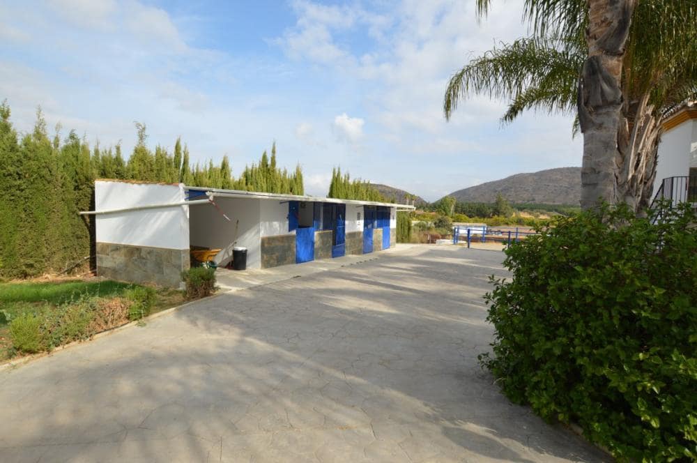 3 soverom Villa til leie i Alhaurin el Grande med svømmebasseng - € 2 200 (Ref: 9312024)