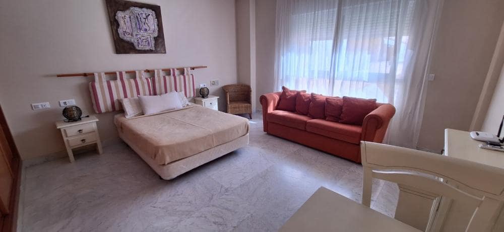 Apartament na sprzedaż w Alhaurin de la Torre - 140 000 € (Ref: 9371361)