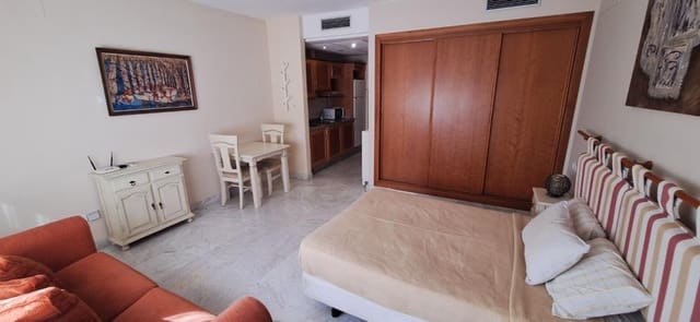 Apartament na sprzedaż w Alhaurín de la Torre - 140 000 € (Ref: 9371361)