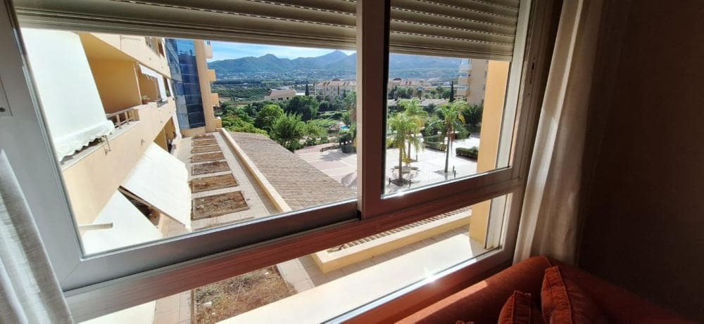 Apartament na sprzedaż w Alhaurin de la Torre - 140 000 € (Ref: 9371361)