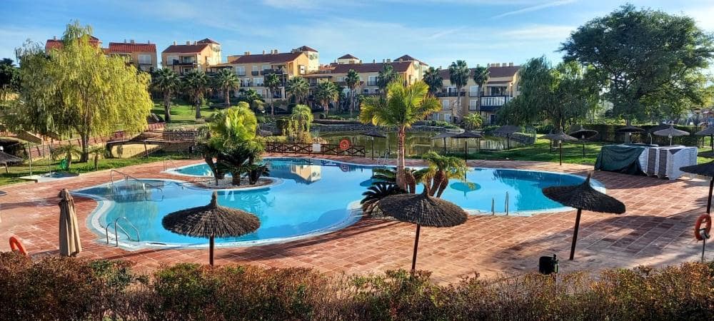 Apartament na sprzedaż w Alhaurin de la Torre - 140 000 € (Ref: 9371361)