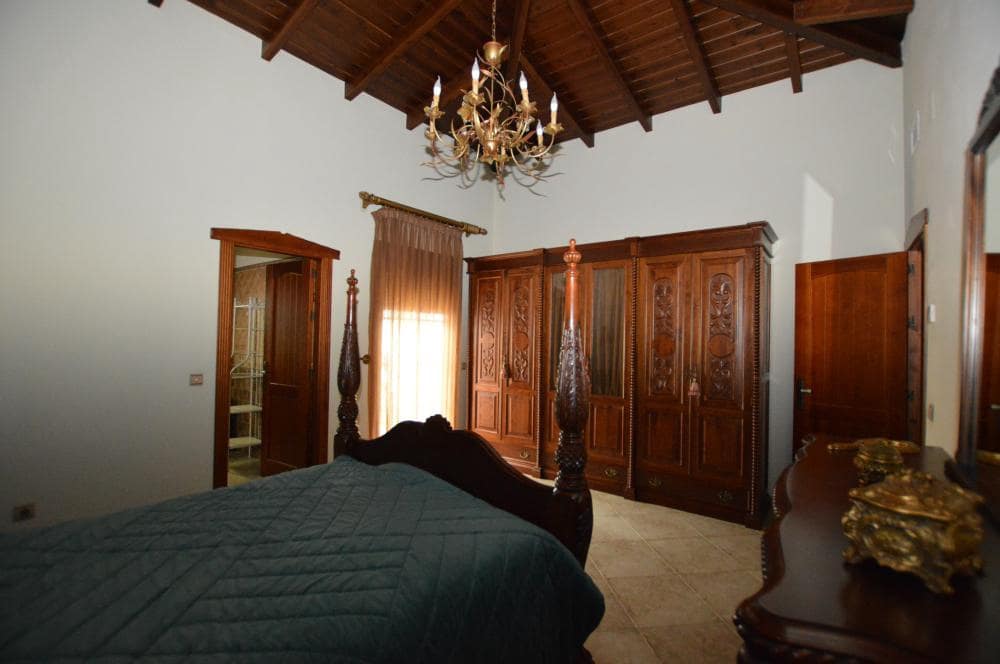 5 bedroom Villa for rent in Alhaurin el Grande with pool - € 3,300 (Ref: 9522830)