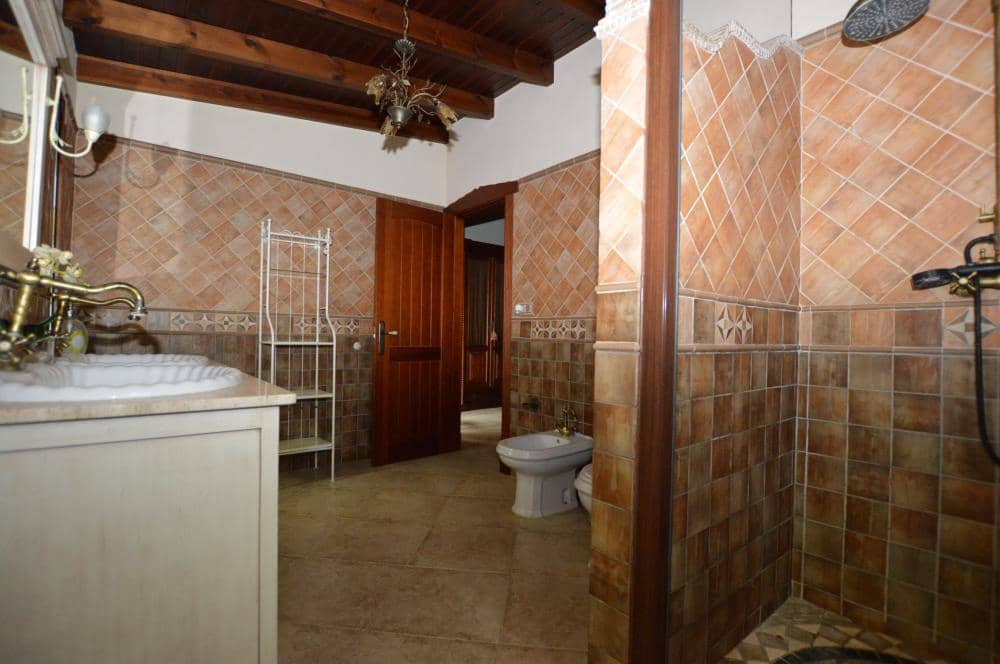 5 bedroom Villa for rent in Alhaurin el Grande with pool - € 3,300 (Ref: 9522830)