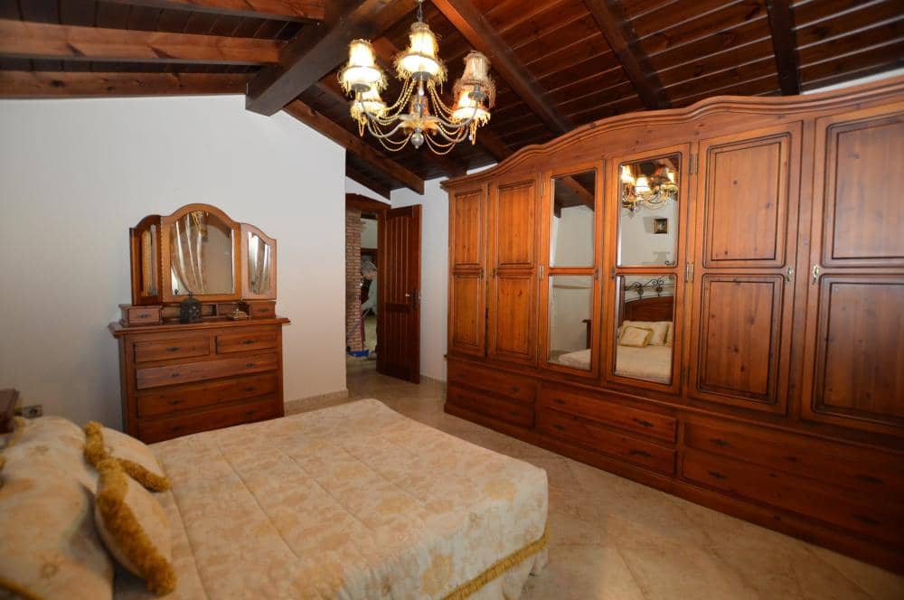 5 bedroom Villa for rent in Alhaurin el Grande with pool - € 3,300 (Ref: 9522830)