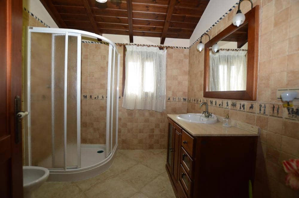 5 bedroom Villa for rent in Alhaurin el Grande with pool - € 3,300 (Ref: 9522830)