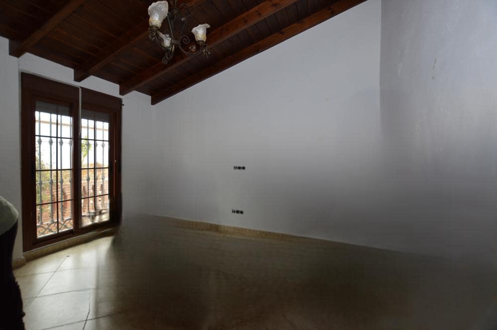 5 bedroom Villa for rent in Alhaurin el Grande with pool - € 3,300 (Ref: 9522830)