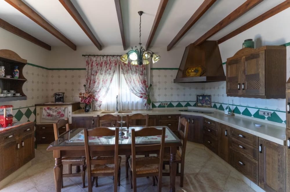 5 bedroom Villa for rent in Alhaurin el Grande with pool - € 3,300 (Ref: 9522830)