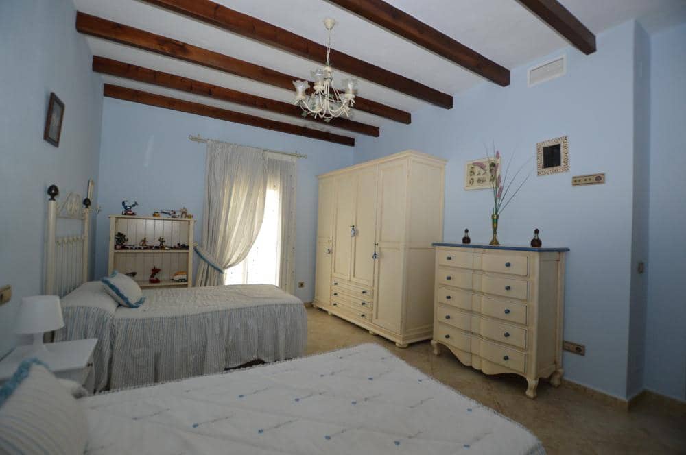 5 bedroom Villa for rent in Alhaurin el Grande with pool - € 3,300 (Ref: 9522830)