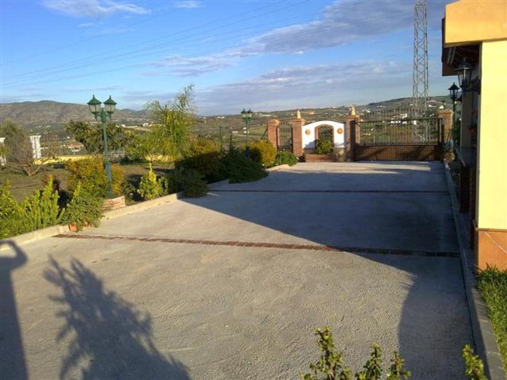 3 soverom Villa til leie i Alhaurin el Grande med svømmebasseng - € 1 800 (Ref: 9522831)