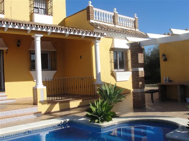 3 slaapkamer Villa te huur in Alhaurin el Grande - € 1.600 (Ref: 9593200)