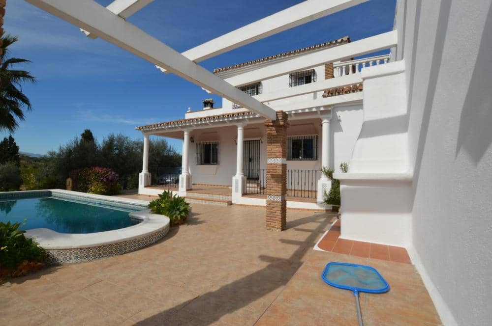 3 bedroom Villa for rent in Alhaurin el Grande with pool - € 1,600 (Ref: 9610191)