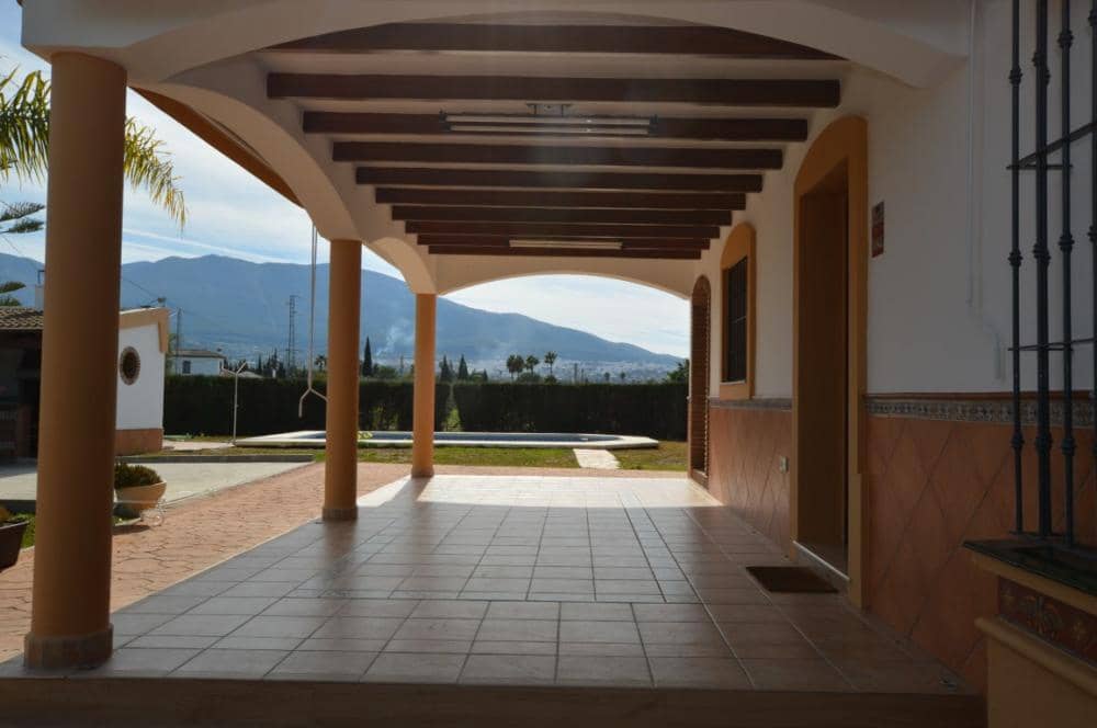 3 bedroom Villa for rent in Alhaurin el Grande with pool - € 1,800 (Ref: 9610604)