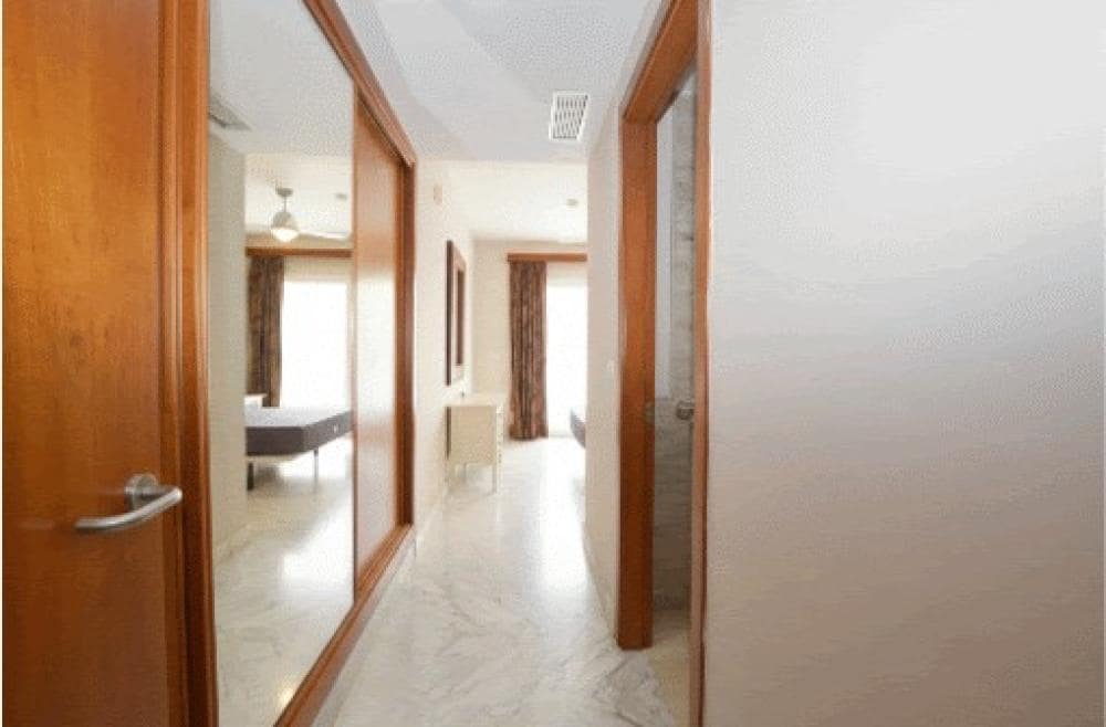 2 makuuhuone Huoneisto vuokrattavana paikassa Alhaurin de la Torre mukana uima-altaan - 1 500 € (Ref: 9650620)