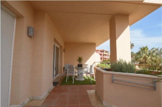 2 makuuhuone Huoneisto vuokrattavana paikassa Alhaurín de la Torre mukana uima-altaan - 1 500 € (Ref: 9650620)