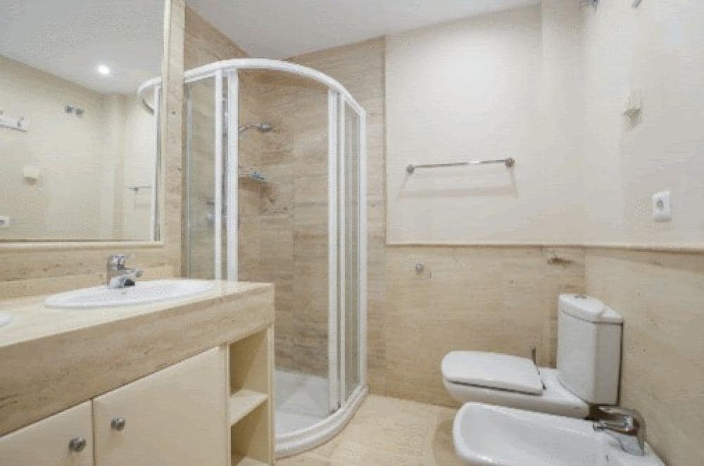 2 makuuhuone Huoneisto vuokrattavana paikassa Alhaurin de la Torre mukana uima-altaan - 1 500 € (Ref: 9650620)