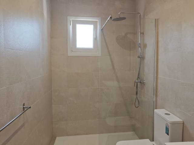 Chalet de 2 habitaciones en Alhaurín el Grande en alquiler - 1.300 € (Ref: 9687597)