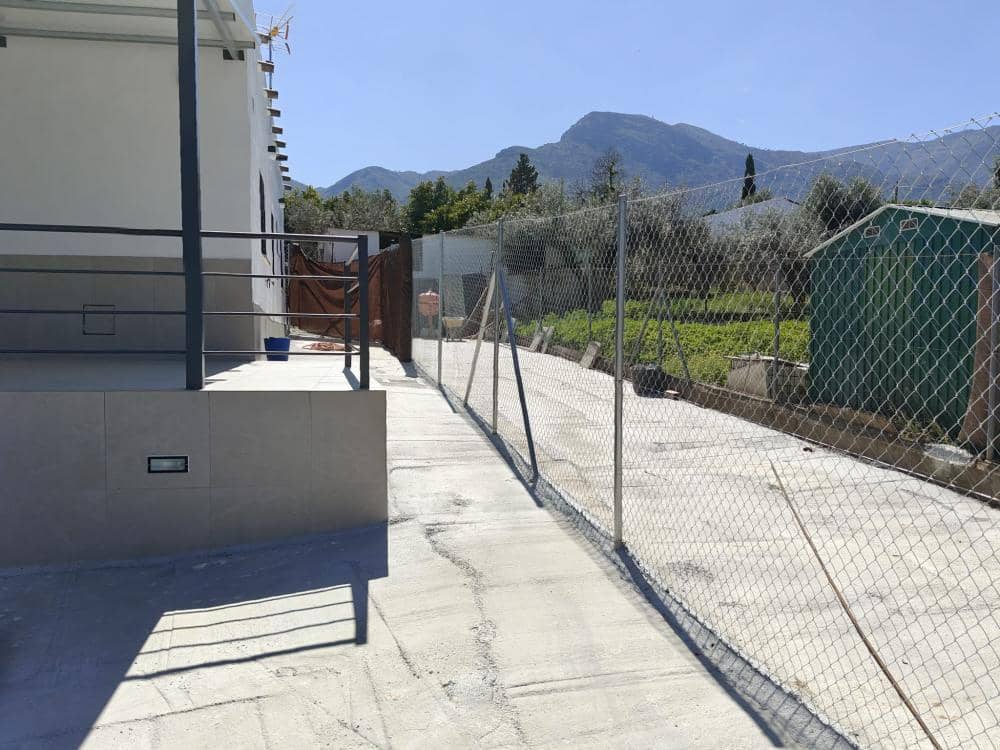 Chalet de 2 habitaciones en Alhaurín el Grande en alquiler - 1.300 € (Ref: 9687597)