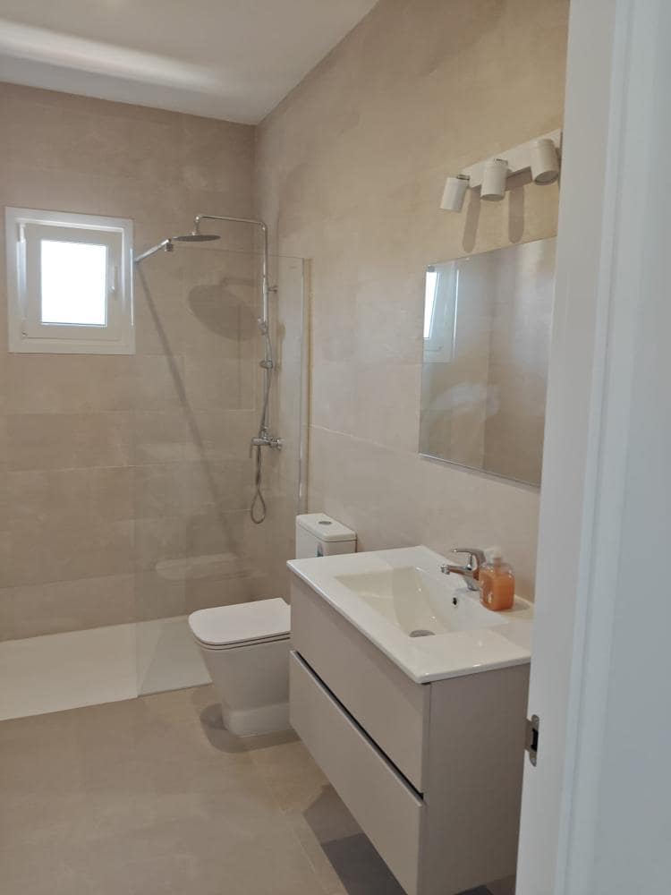 Chalet de 2 habitaciones en Alhaurín el Grande en alquiler - 1.300 € (Ref: 9687597)