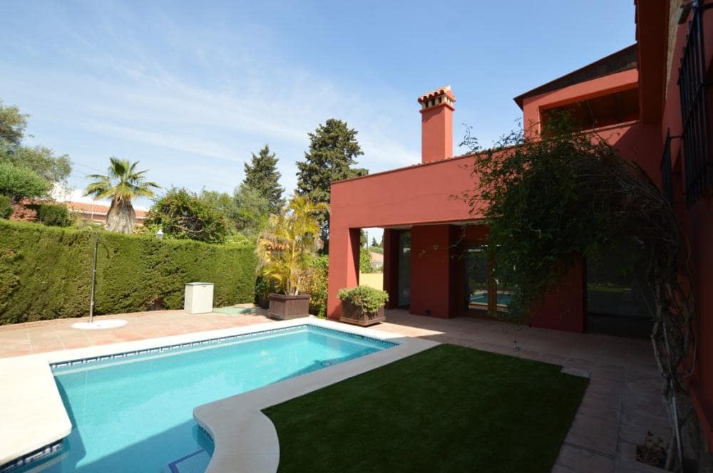 3 bedroom Villa for rent in Alhaurin de la Torre with pool - € 3,000 (Ref: 9733745)