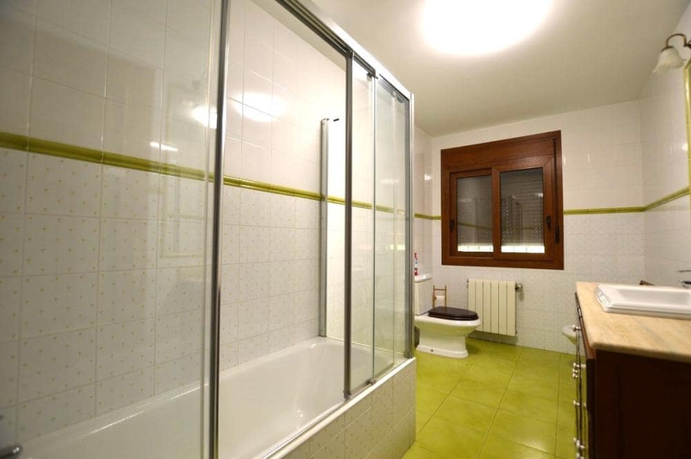 3 bedroom Villa for rent in Alhaurin de la Torre with pool - € 3,000 (Ref: 9733745)