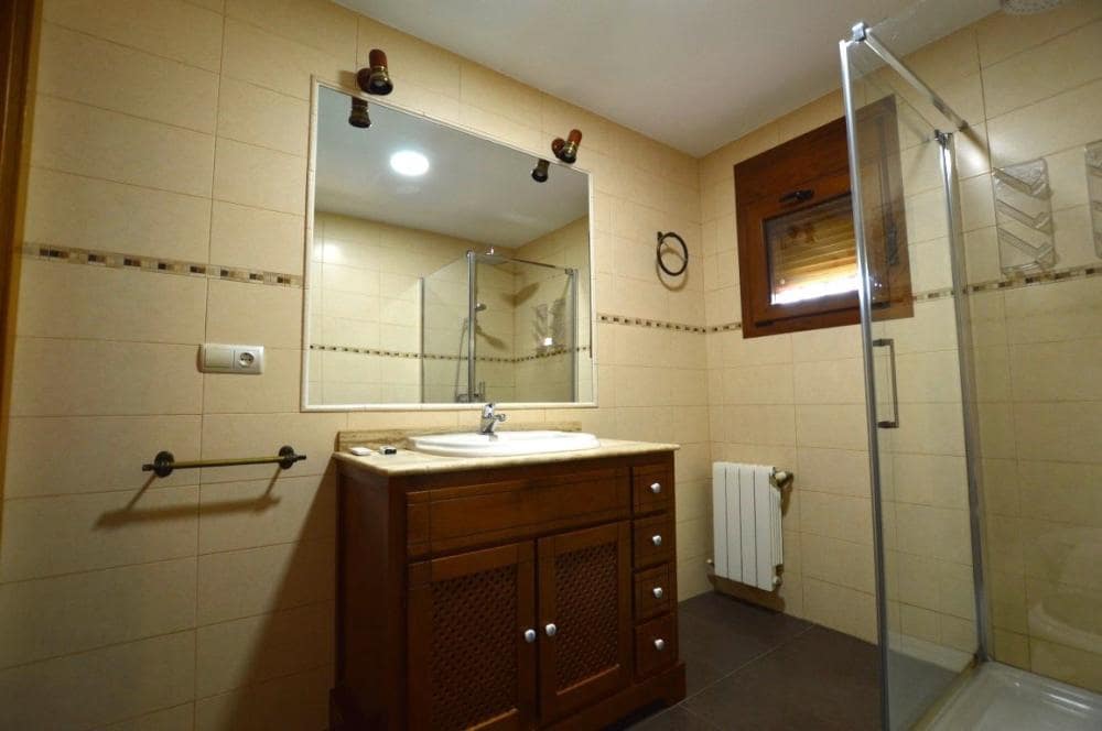 3 bedroom Villa for rent in Alhaurin de la Torre with pool - € 3,000 (Ref: 9733745)