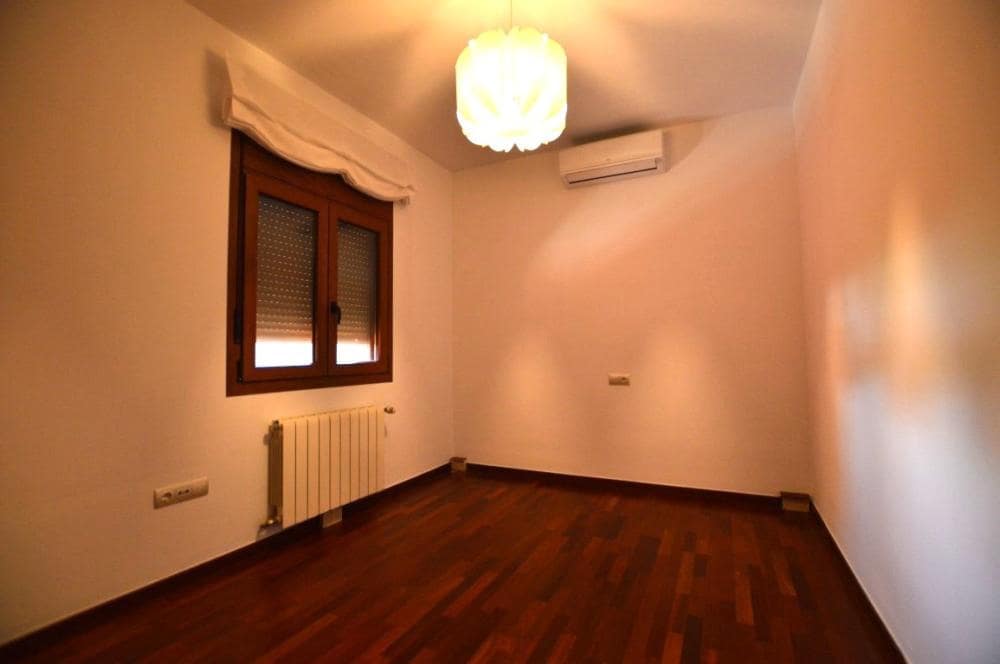 3 bedroom Villa for rent in Alhaurin de la Torre with pool - € 3,000 (Ref: 9733745)