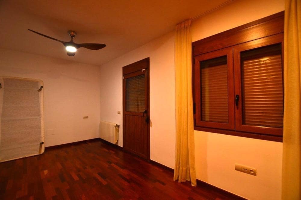 3 bedroom Villa for rent in Alhaurin de la Torre with pool - € 3,000 (Ref: 9733745)